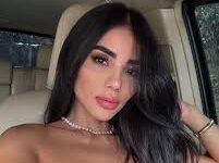 Colombian Influencer Karina Garcia Under Fire for Illegal Betting Sites Promotions